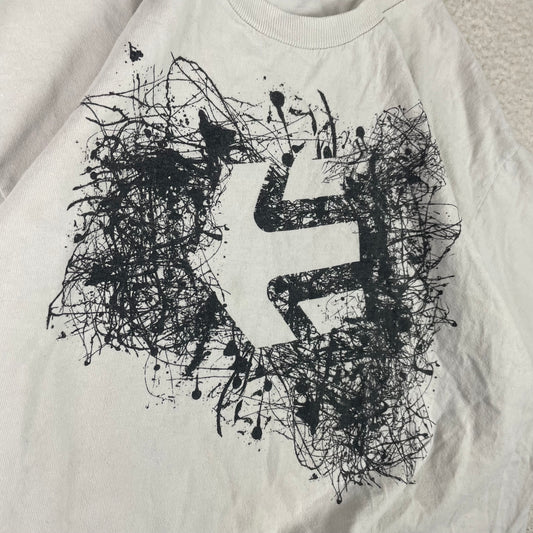 Y2K Etnies Graphic Distress Graphic Shirt