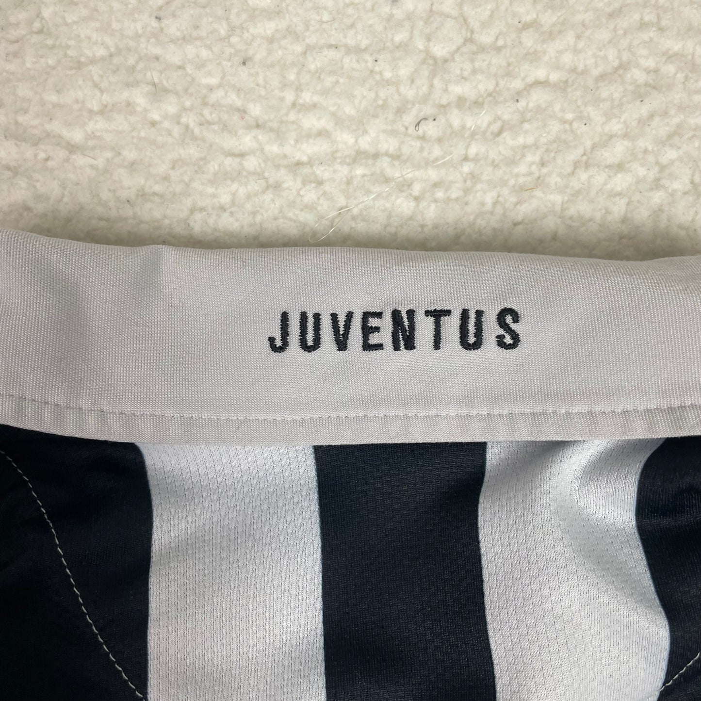 Nike Juventus Football 2006 2007 Striped Home Jersey