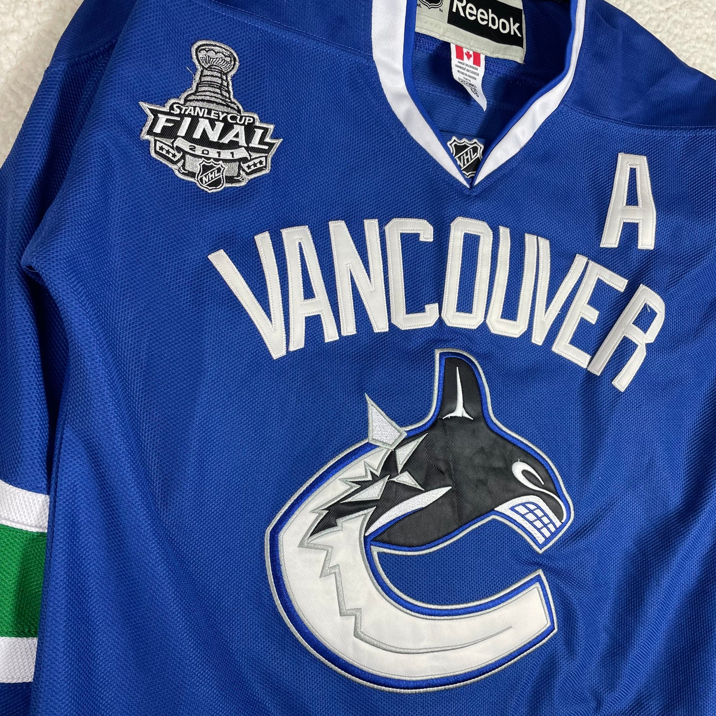 Reebok Vancouver Canucks Jersey 2011 Stanley Cup Ryan Kesler Fight Strap