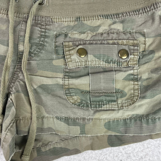 Y2K Old Navy Camo Ultra Low Rise Cargo Micro Shorts S Military Grunge