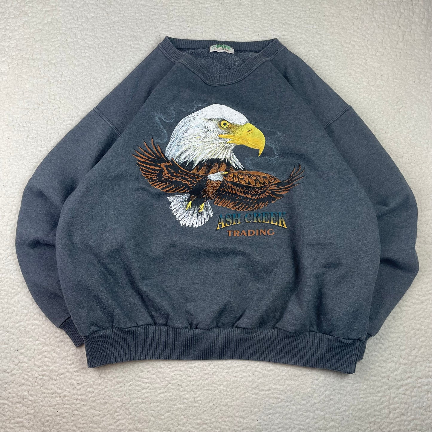 Vintage Eagles Spirit Animal Pullover Sweatshirt