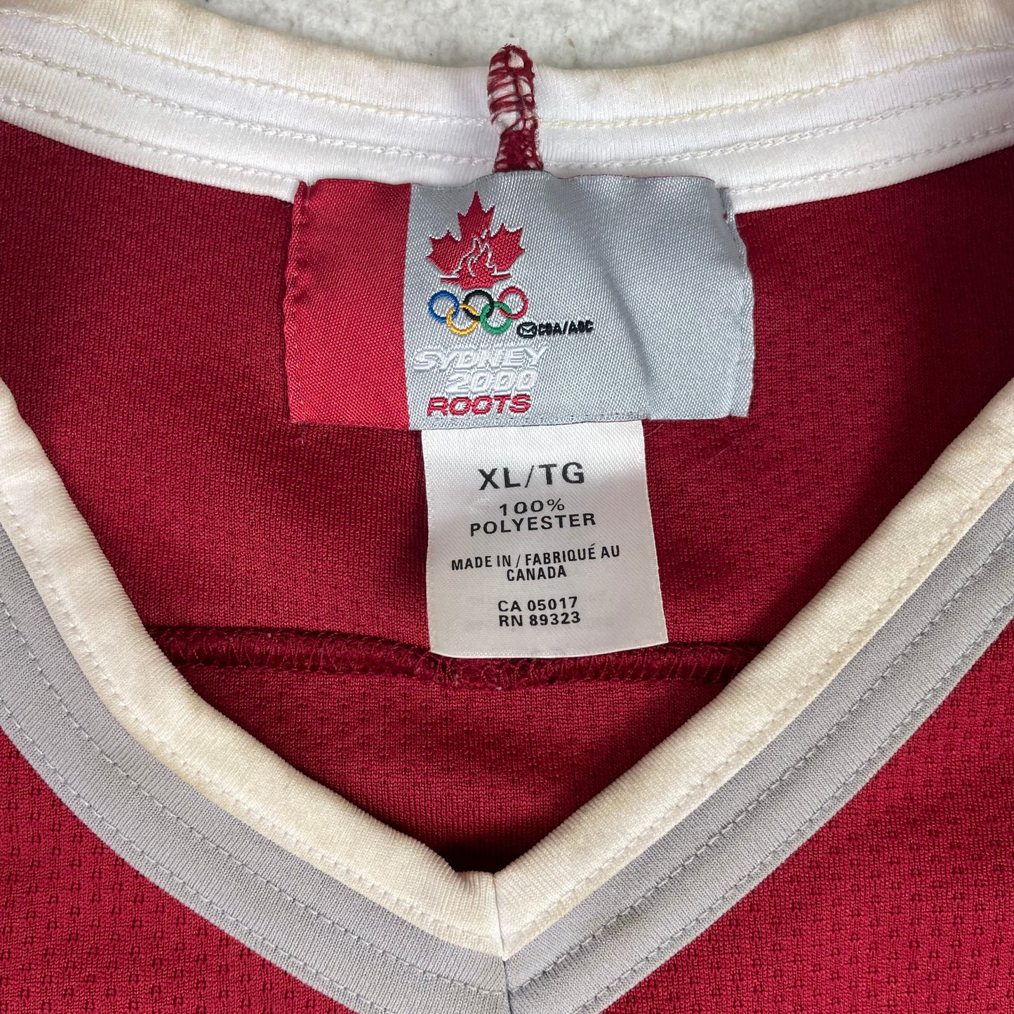 Roots Sydney 2000 Team Canada Olympic Hockey Jersey Red White