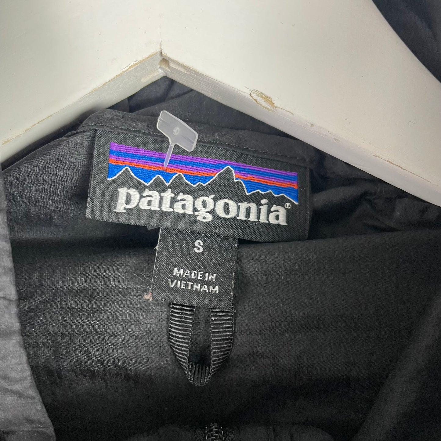 Patagonia Houdini Black Hooded Full Zip Windbreaker Jacket