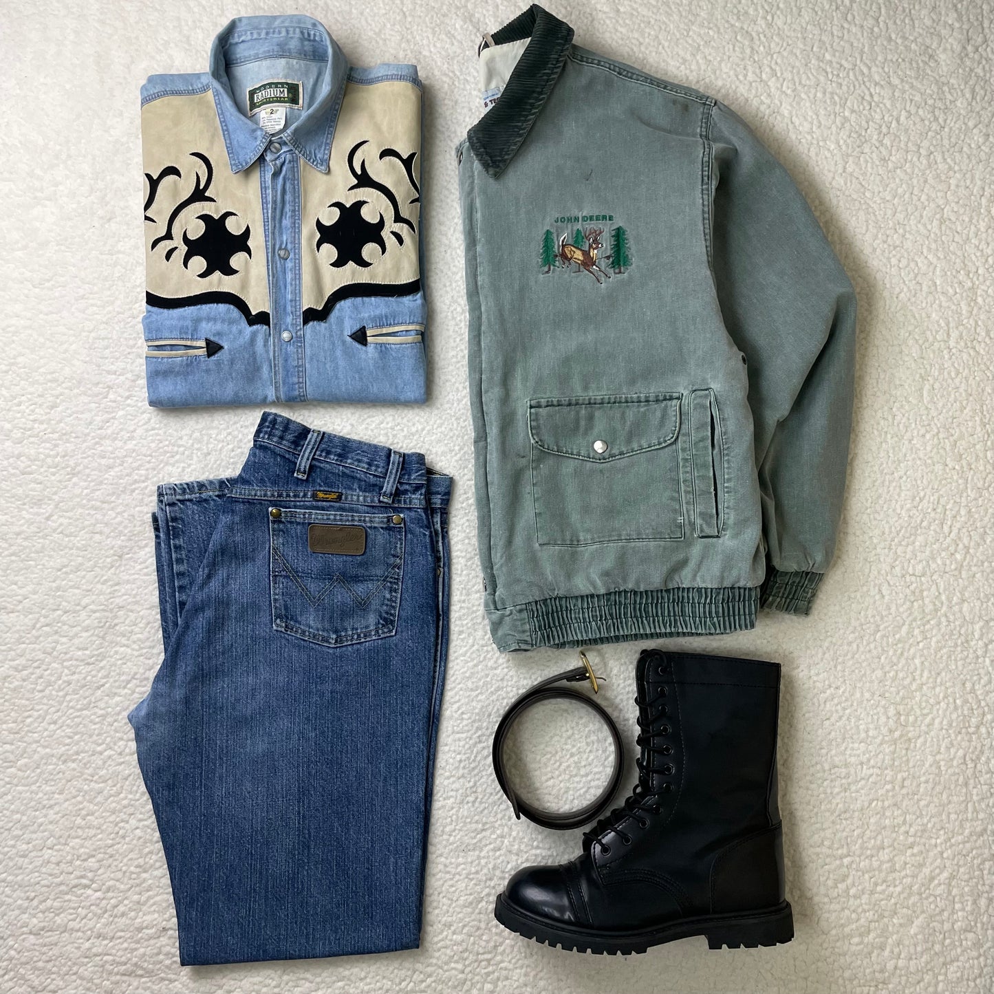 Spirited Wanderer Premium Outfit Box