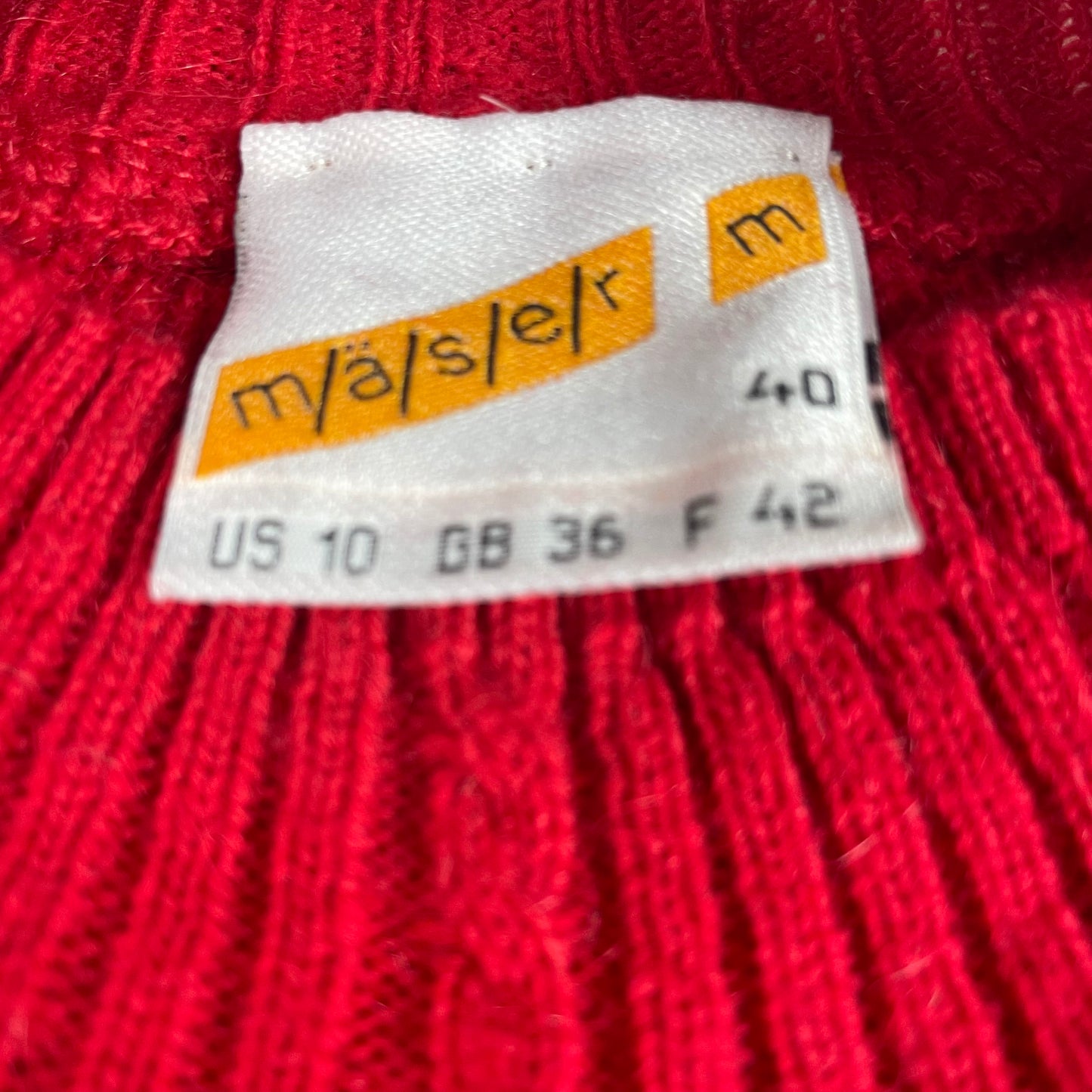 Vintage Austria Maser Mountain Red Drop Shoulder Sweater