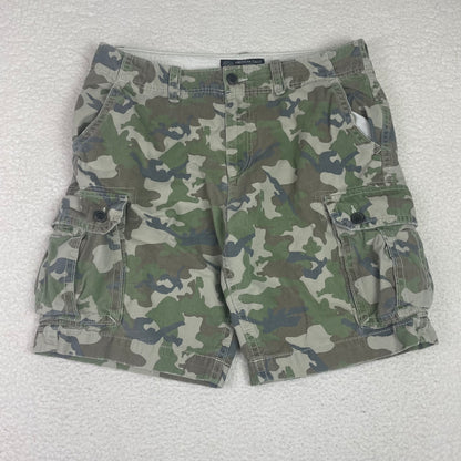 American Eagle Woodland Camo Baggy Cargo Shorts