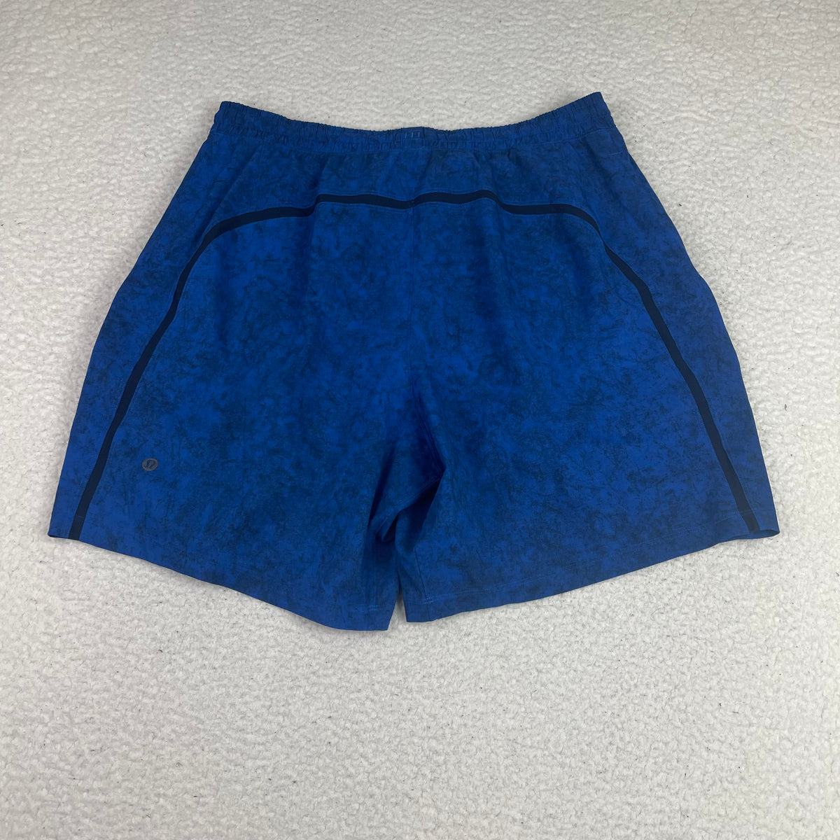 Lululemon Blue Abstract Pattern Lined Athletic Shorts 30