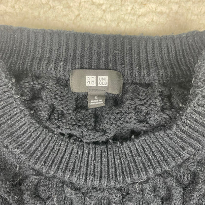 Uniqlo Aran Cableknit Fisherman Dark Black Sweater