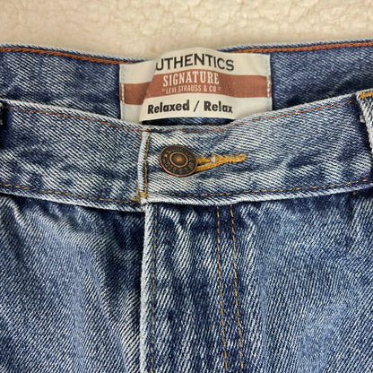 Levis Super Baggy Relaxed Fit Medium Wash Jeans