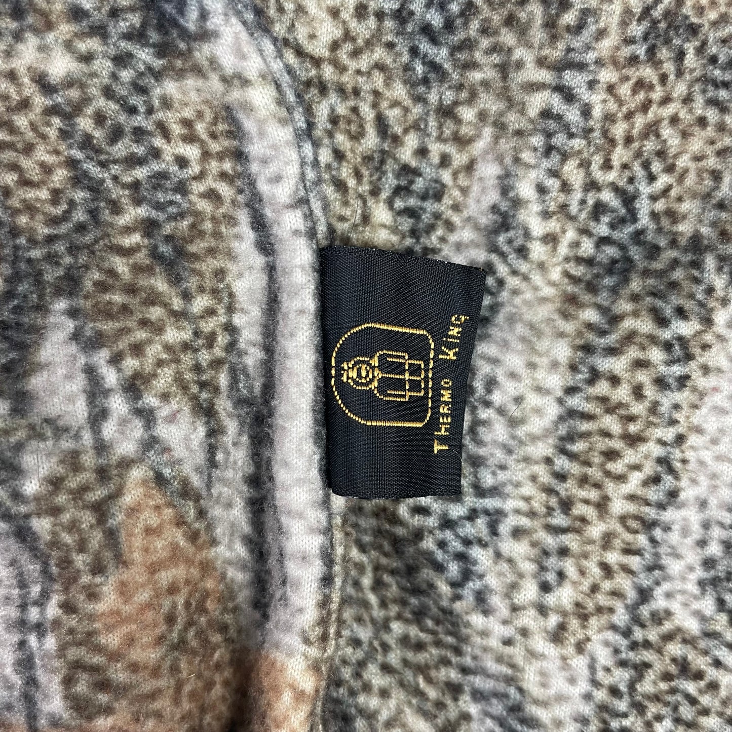 Vintage Single Stitch Realtree Hunting Camo Ringer Shirt