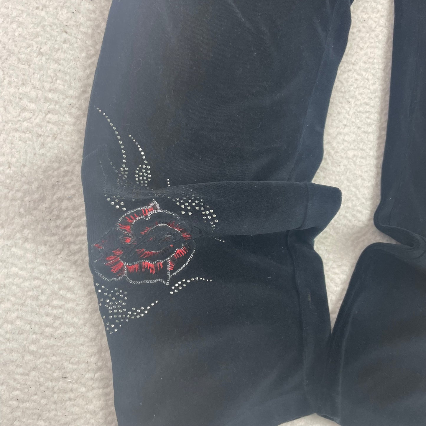 Vintage BCBG Maxazria Velour Floral Embroidery Sweatpants