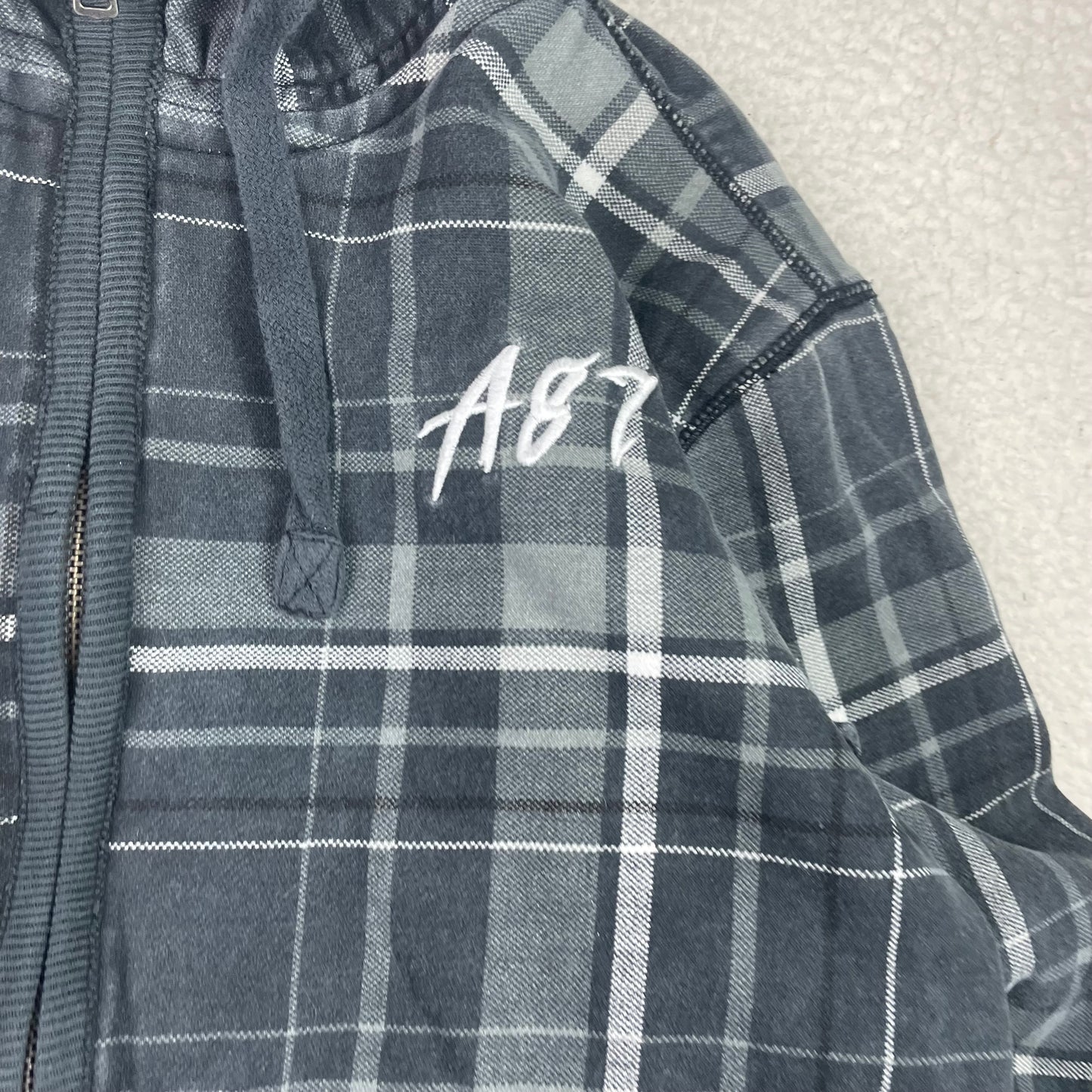 Vintage Aeropostale Y2K Fleece Lined Plaid Zip Up Hoodie