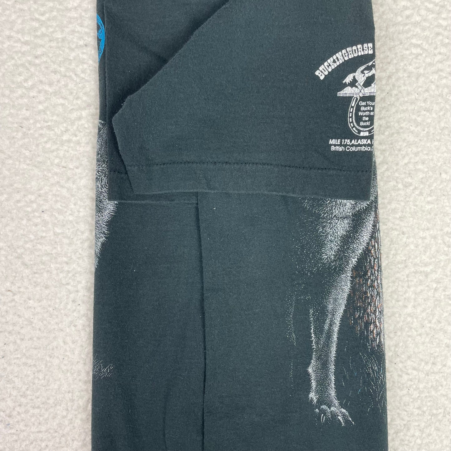 Vintage First Nation Wolves in Nature Single Stitch Shirt