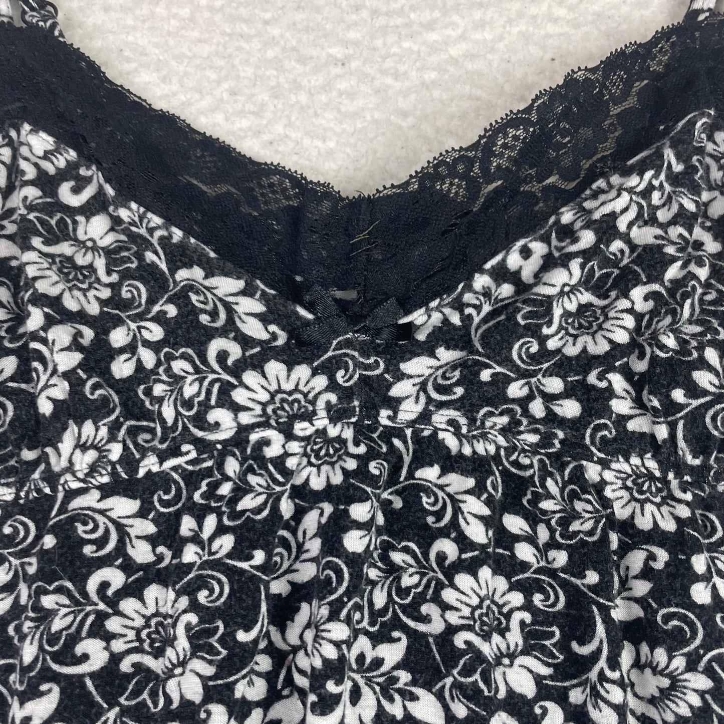 Y2K Babydoll Black White Floral Lace Trim Ruffle Hem Camisole Tank Top